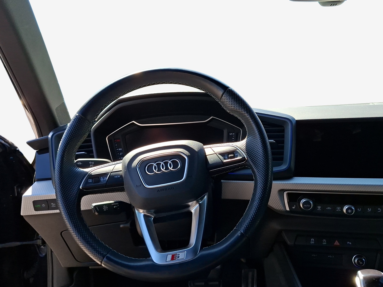 AUDI A1 Sportback 30 TFSI S Line Attraction S-tronic-image-9