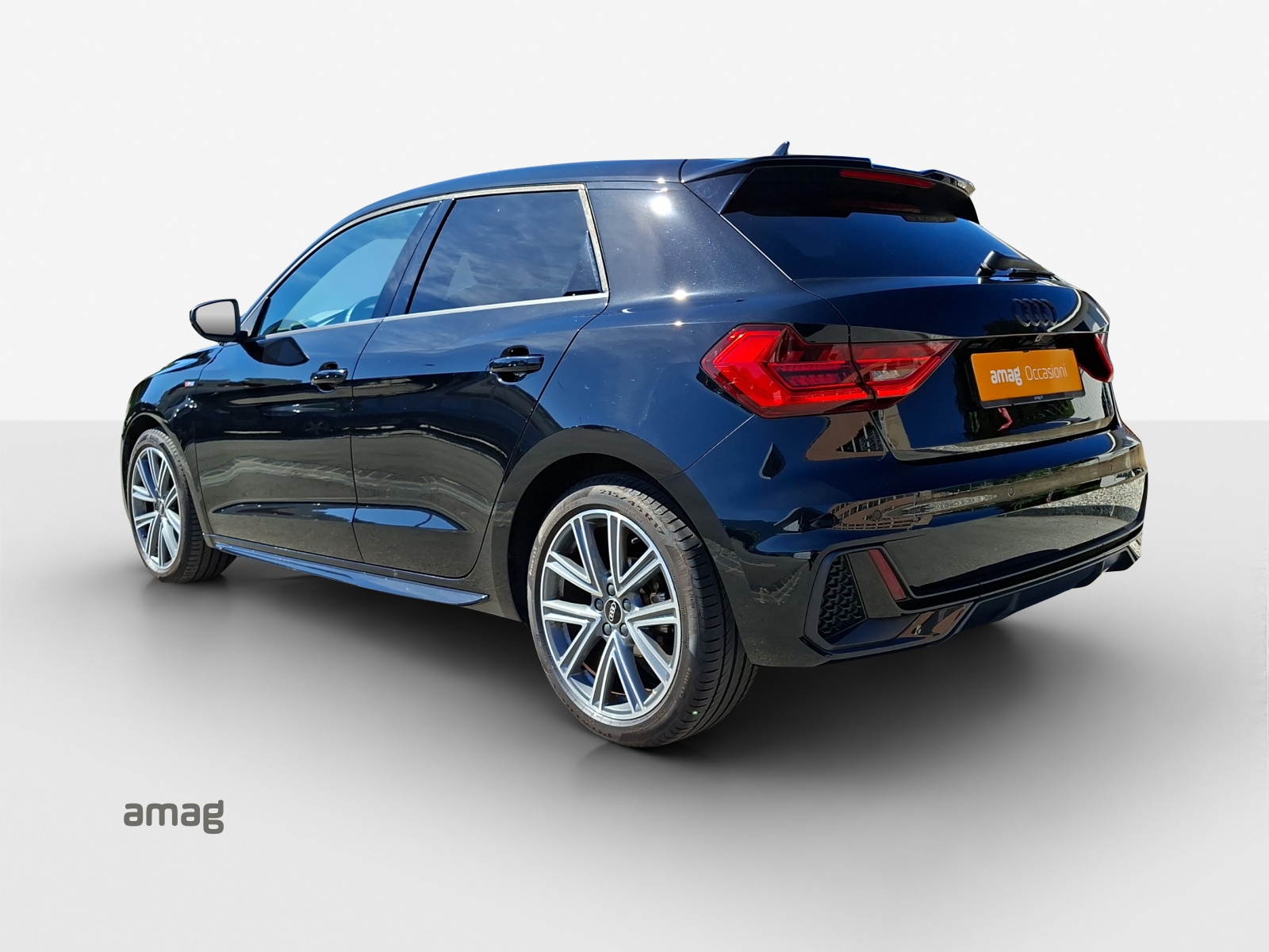 AUDI A1 Sportback 30 TFSI S Line Attraction S-tronic-image-2