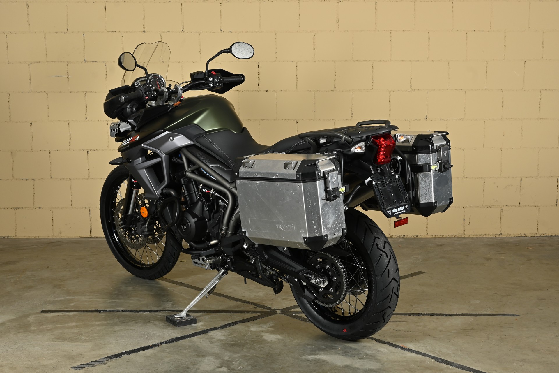 TRIUMPH Tiger 800 XCa ABS-image-12