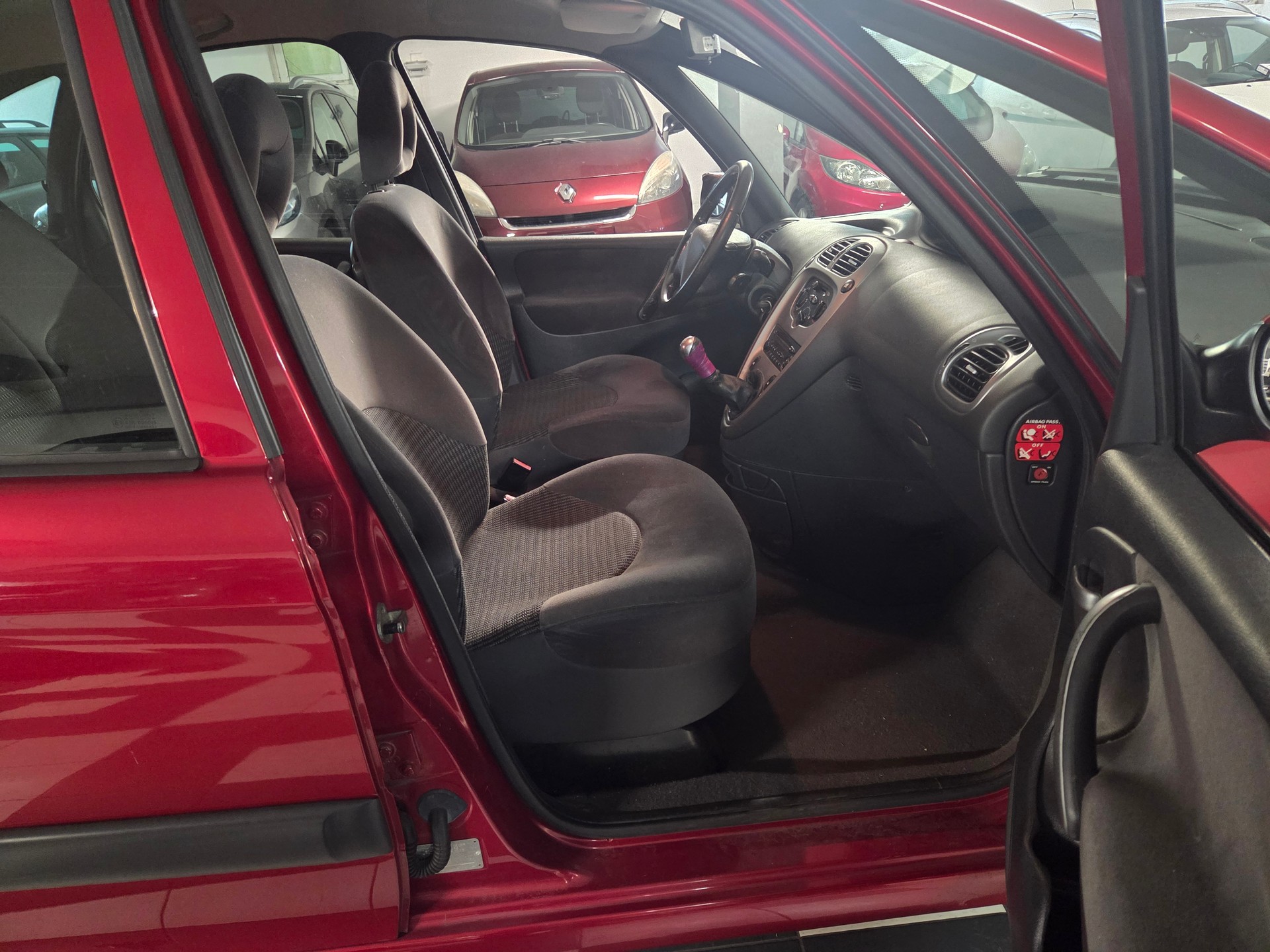 CITROEN Xsara Picasso 1.6i 16V Exclusive-image-12