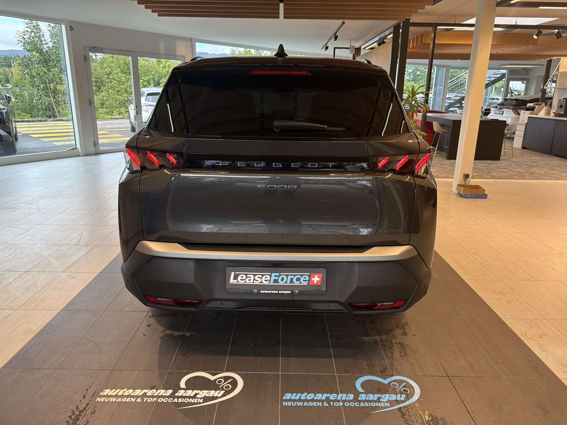 PEUGEOT 5008 145 Hybrid GT 7-Plätzer e-DCS-Automat-image-11