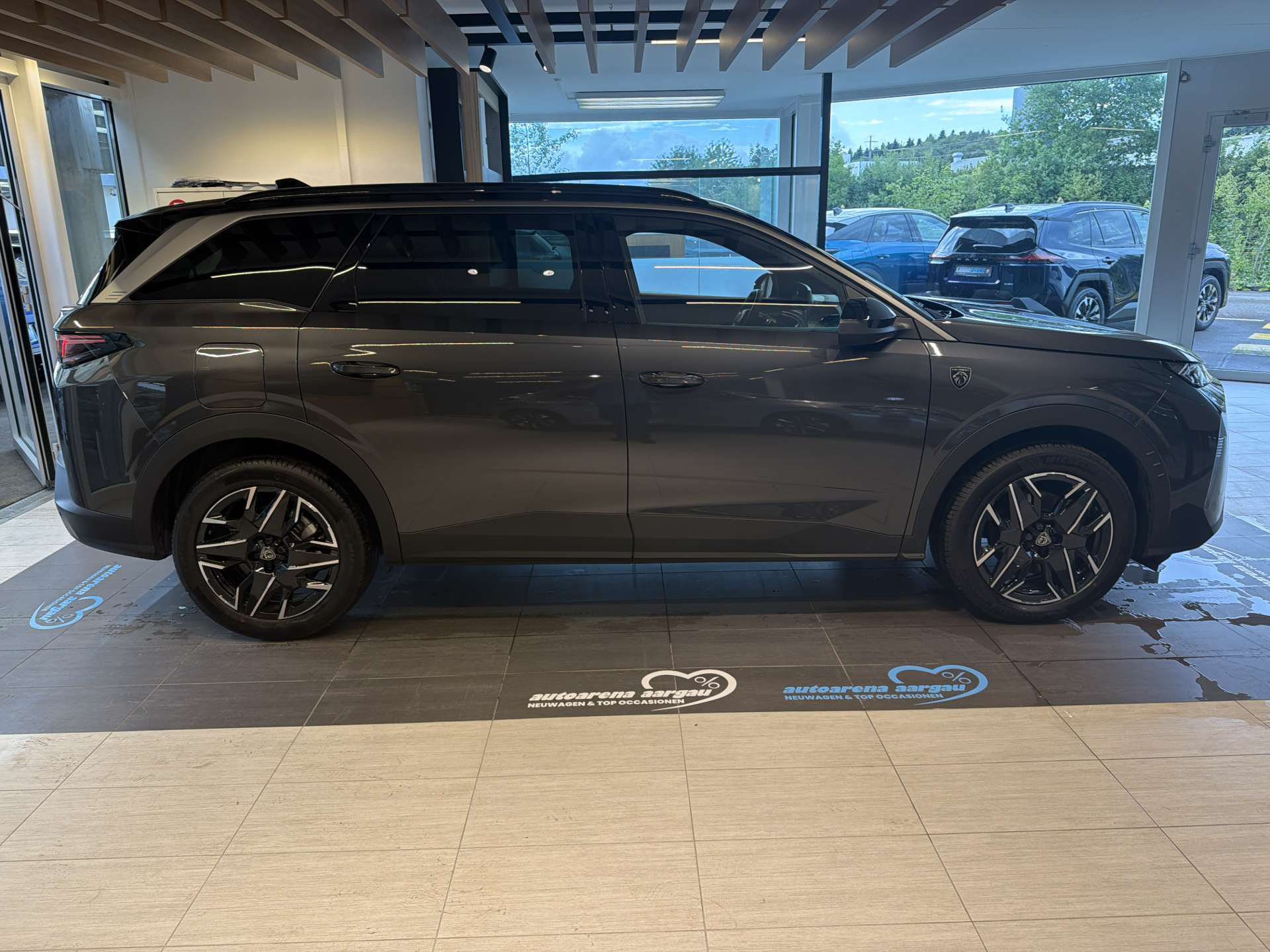 PEUGEOT 5008 145 Hybrid GT 7-Plätzer e-DCS-Automat-image-10