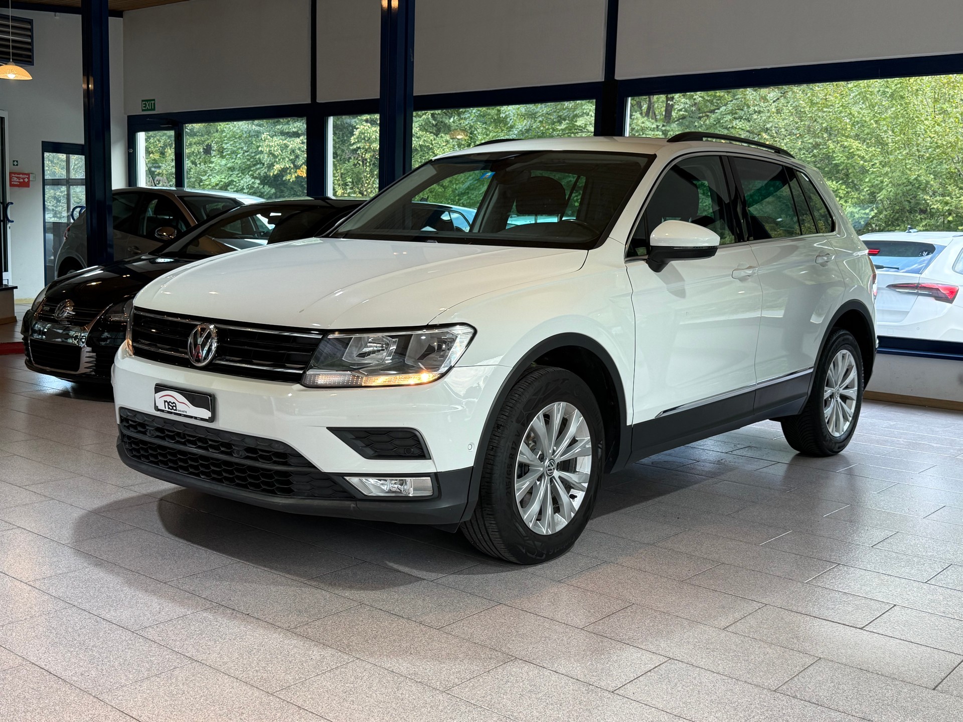 VW Tiguan 2.0 TDI SCR Highline 4Motion DSG-image-0