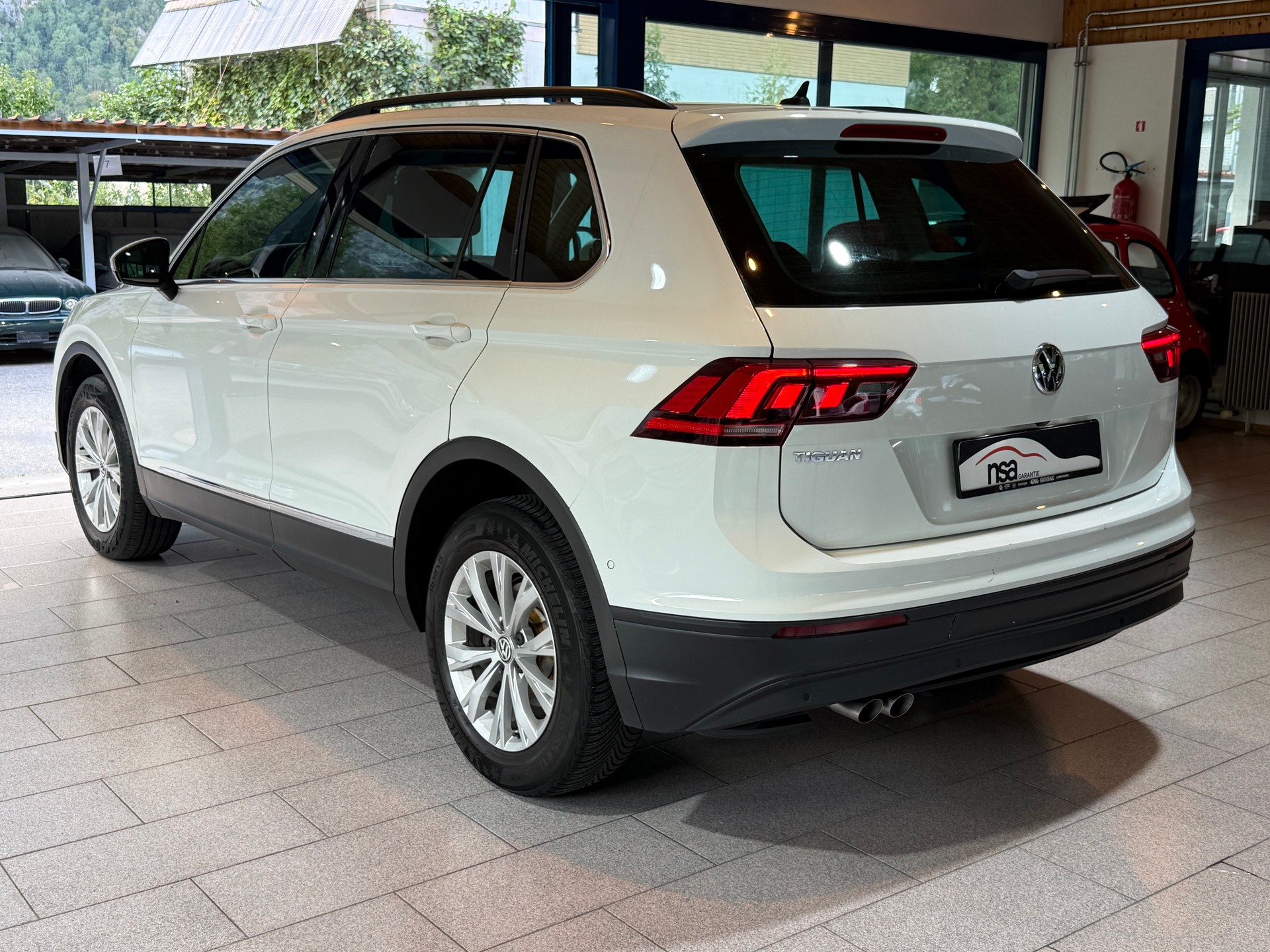 VW Tiguan 2.0 TDI SCR Highline 4Motion DSG-image-8
