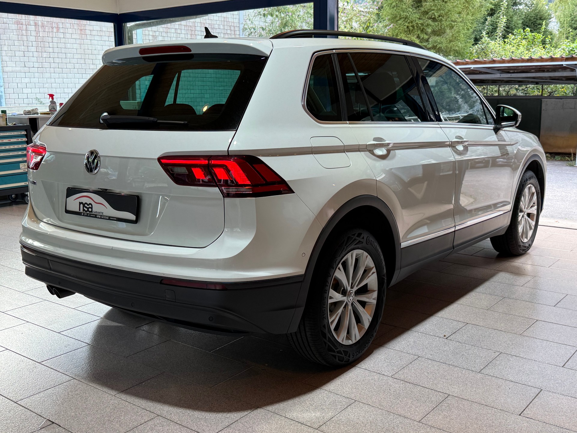 VW Tiguan 2.0 TDI SCR Highline 4Motion DSG-image-6