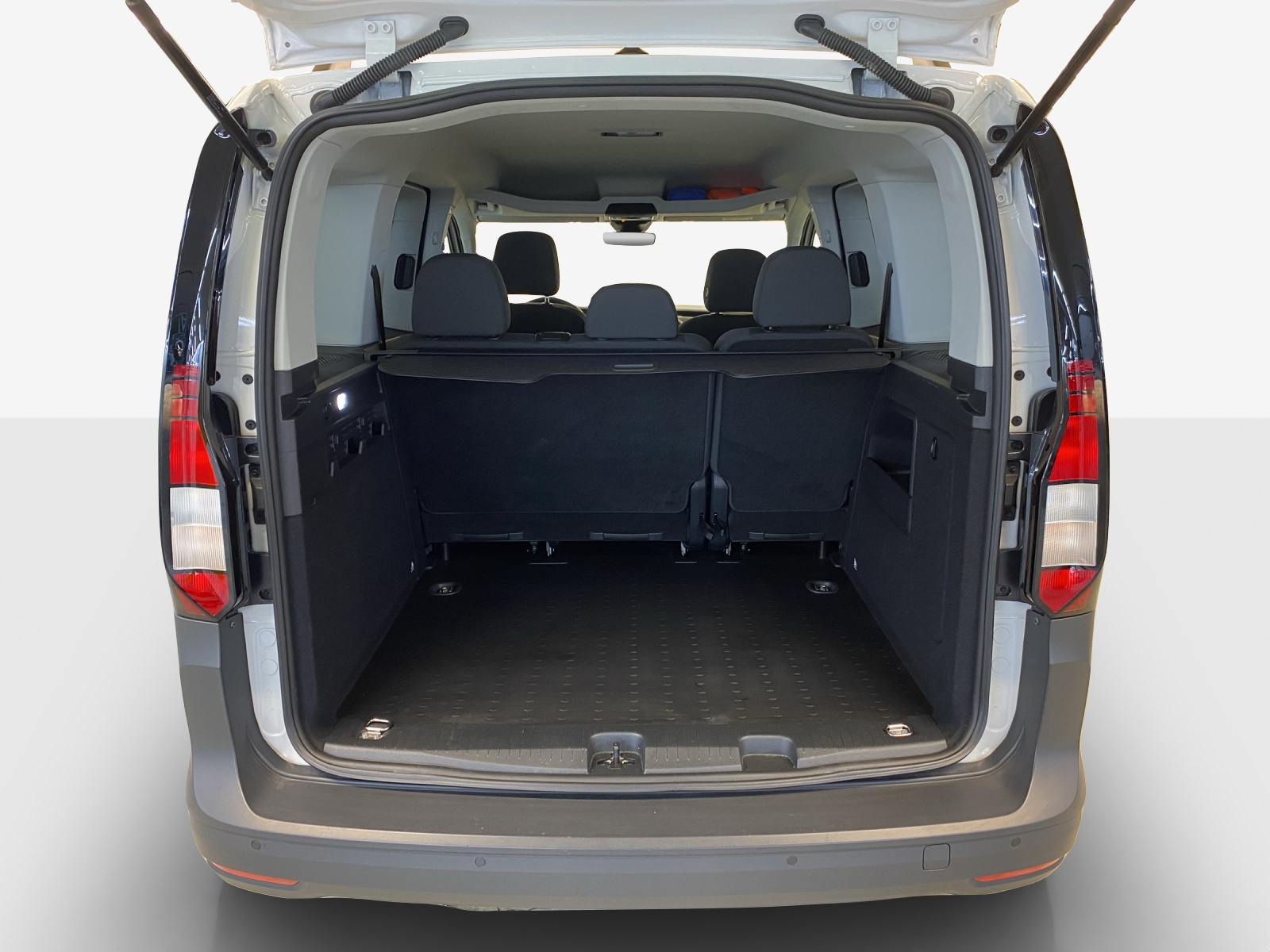VW Caddy 2.0 TDI-image-12