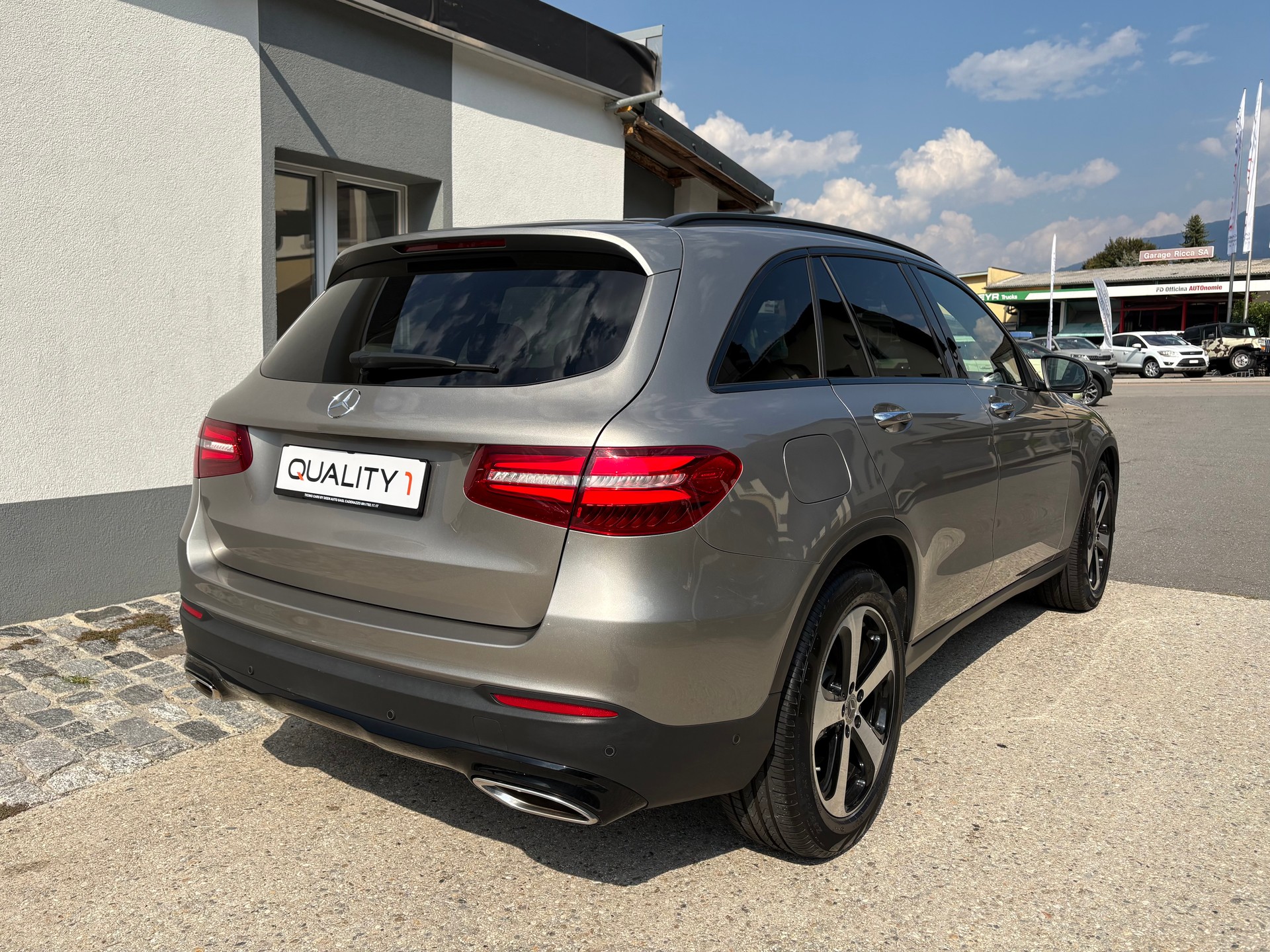 MERCEDES-BENZ GLC 250 Exclusive 4Matic 9G-Tronic-image-3