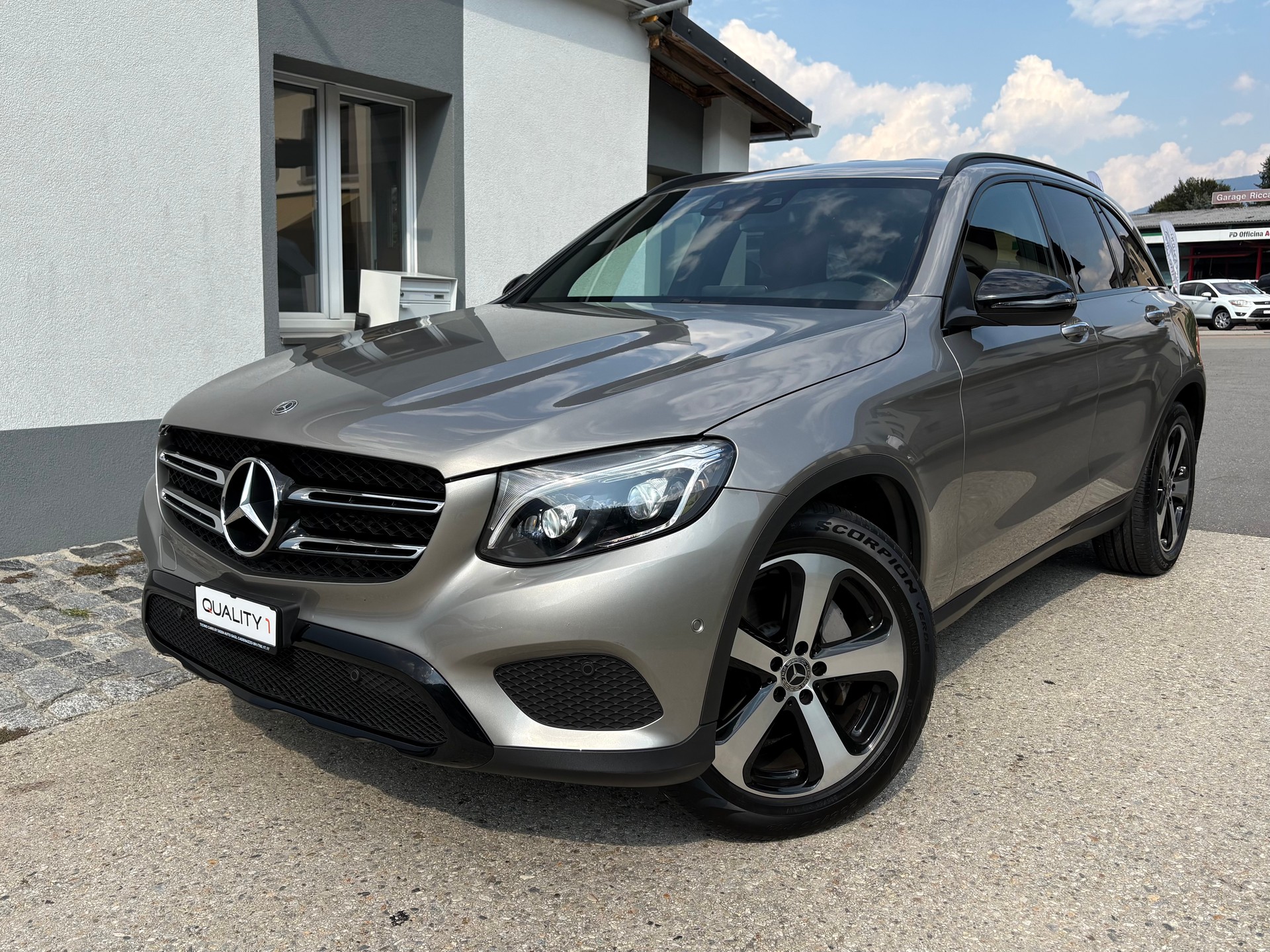 MERCEDES-BENZ GLC 250 Exclusive 4Matic 9G-Tronic-image-1