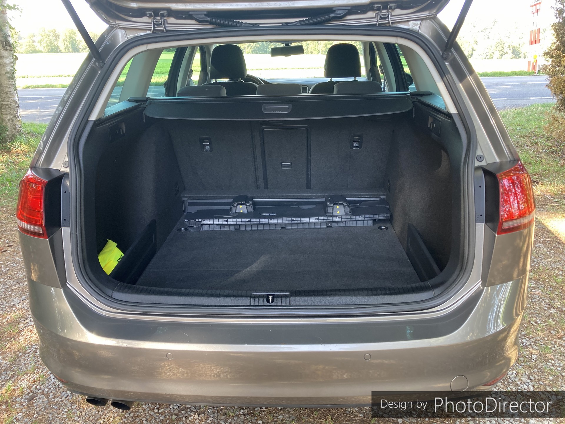 VW Golf Variant 1.4 TSI Comfortline DSG-image-11