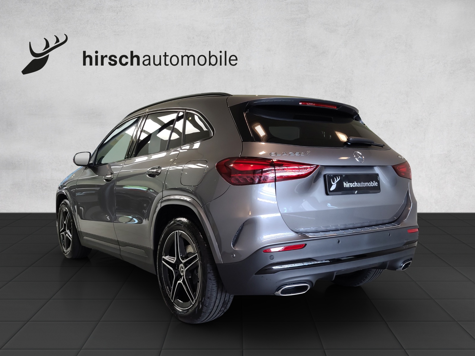 MERCEDES-BENZ GLA 250 AMG 4M Swiss Star H247-image-4
