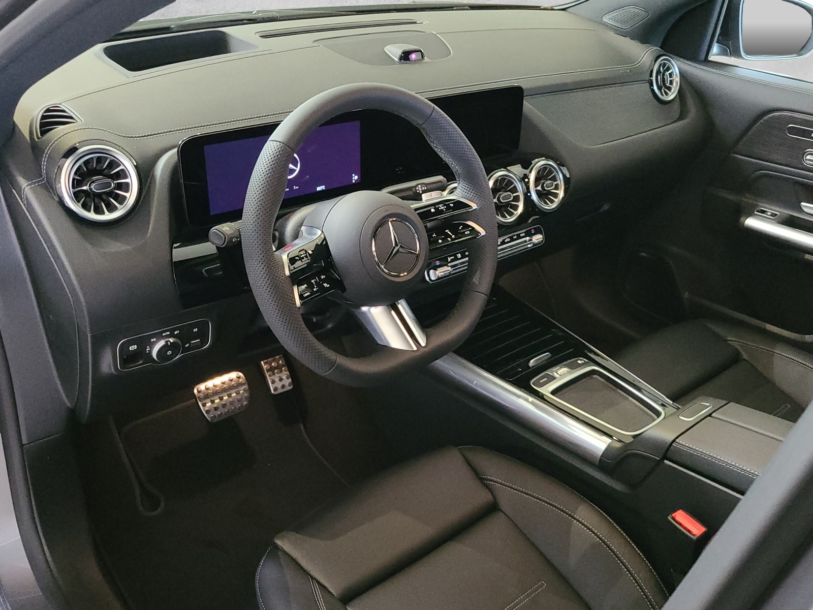 MERCEDES-BENZ GLA 250 AMG 4M Swiss Star H247-image-7
