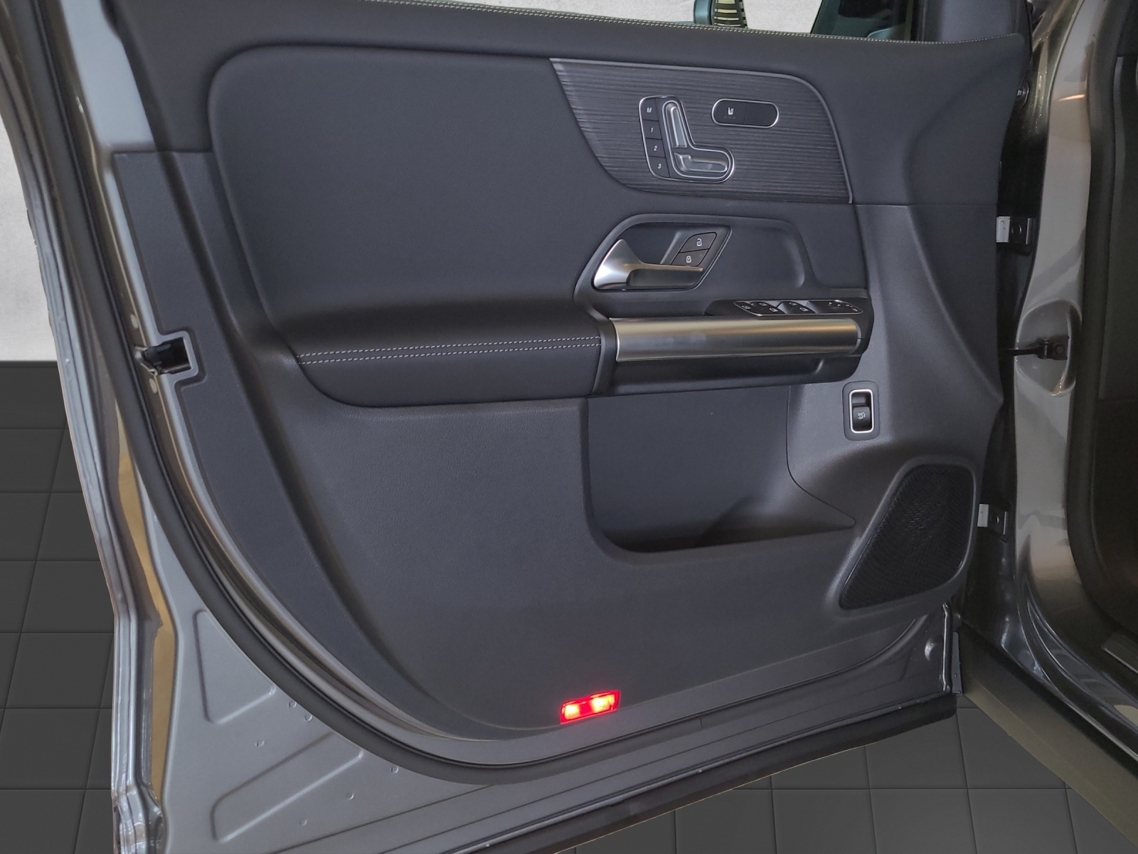 MERCEDES-BENZ GLA 250 AMG 4M Swiss Star H247-image-8