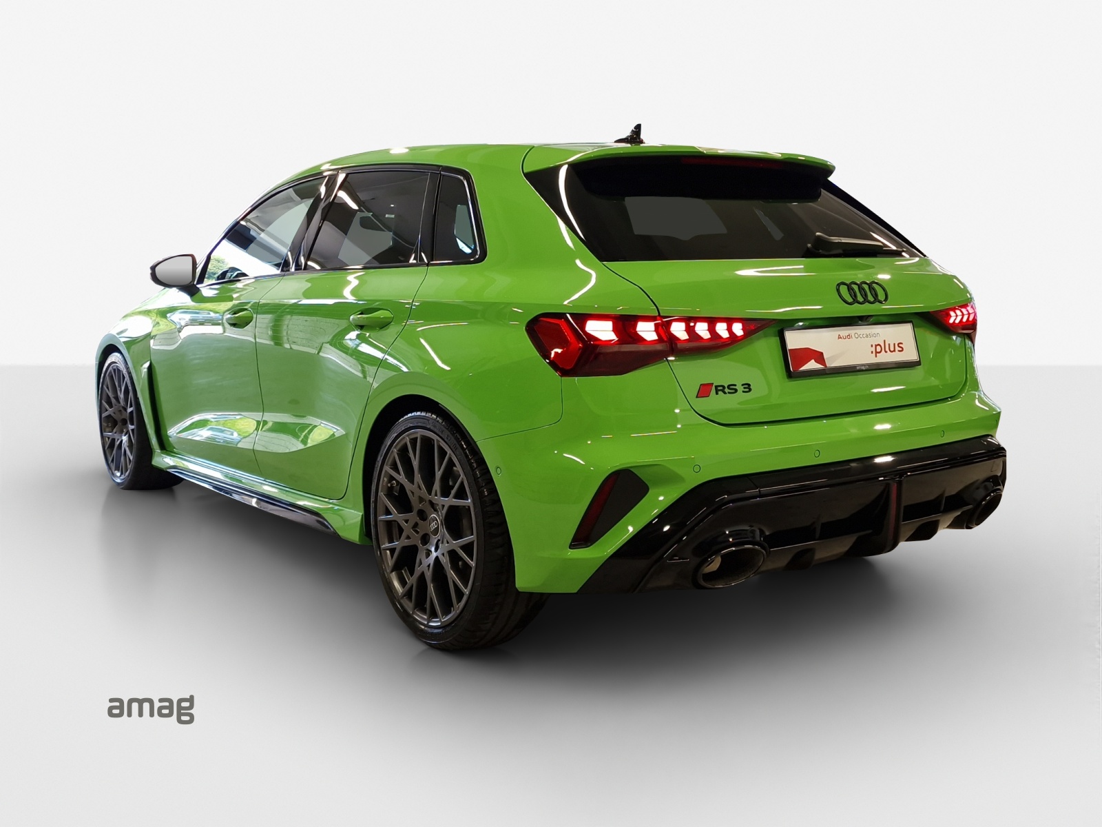 AUDI RS3 Sportback 2.5 TSI quattro S-tronic-image-2
