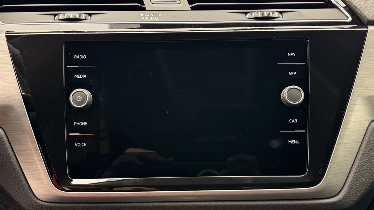 VW Touran 1.5 TSI EVO Limited-image-7
