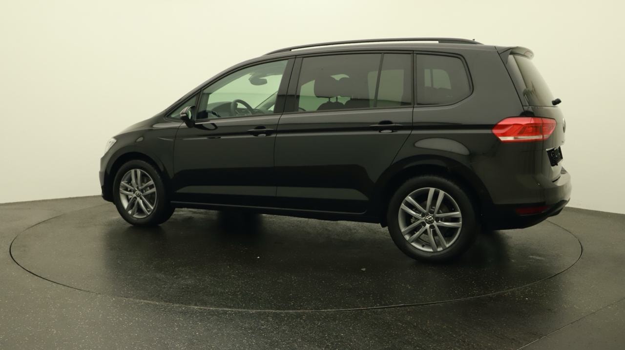 VW Touran 1.5 TSI EVO Limited-image-2