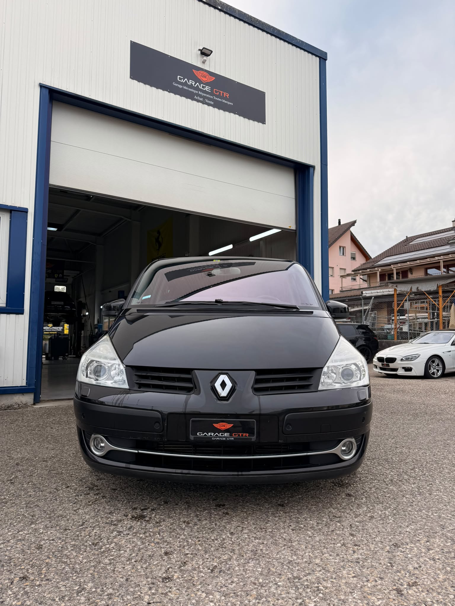 RENAULT Espace 2.0 dCi Initiale Automatic-image-0