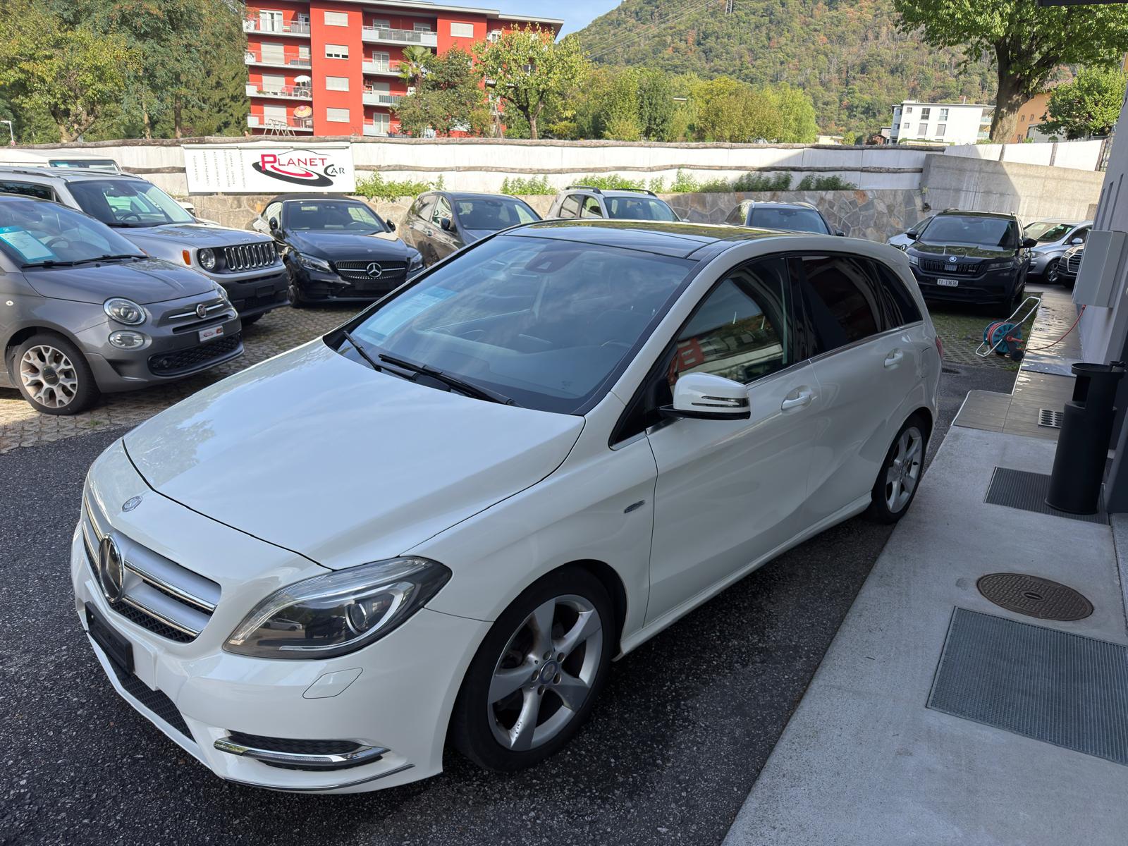 MERCEDES-BENZ B 180 CDI 7G-DCT-image-1