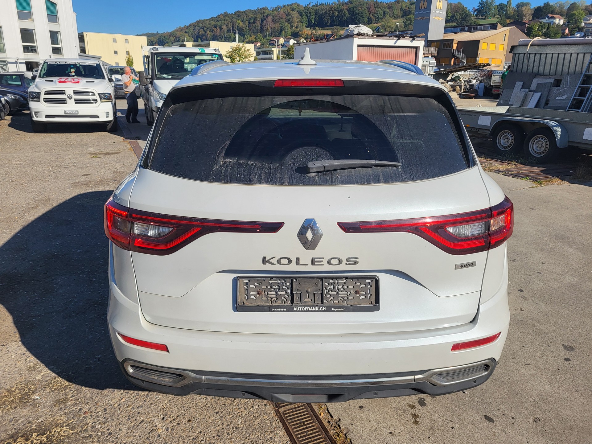 RENAULT Koleos 2.0 dCi Initiale Paris 4x4 Xtronic CVT-image-9
