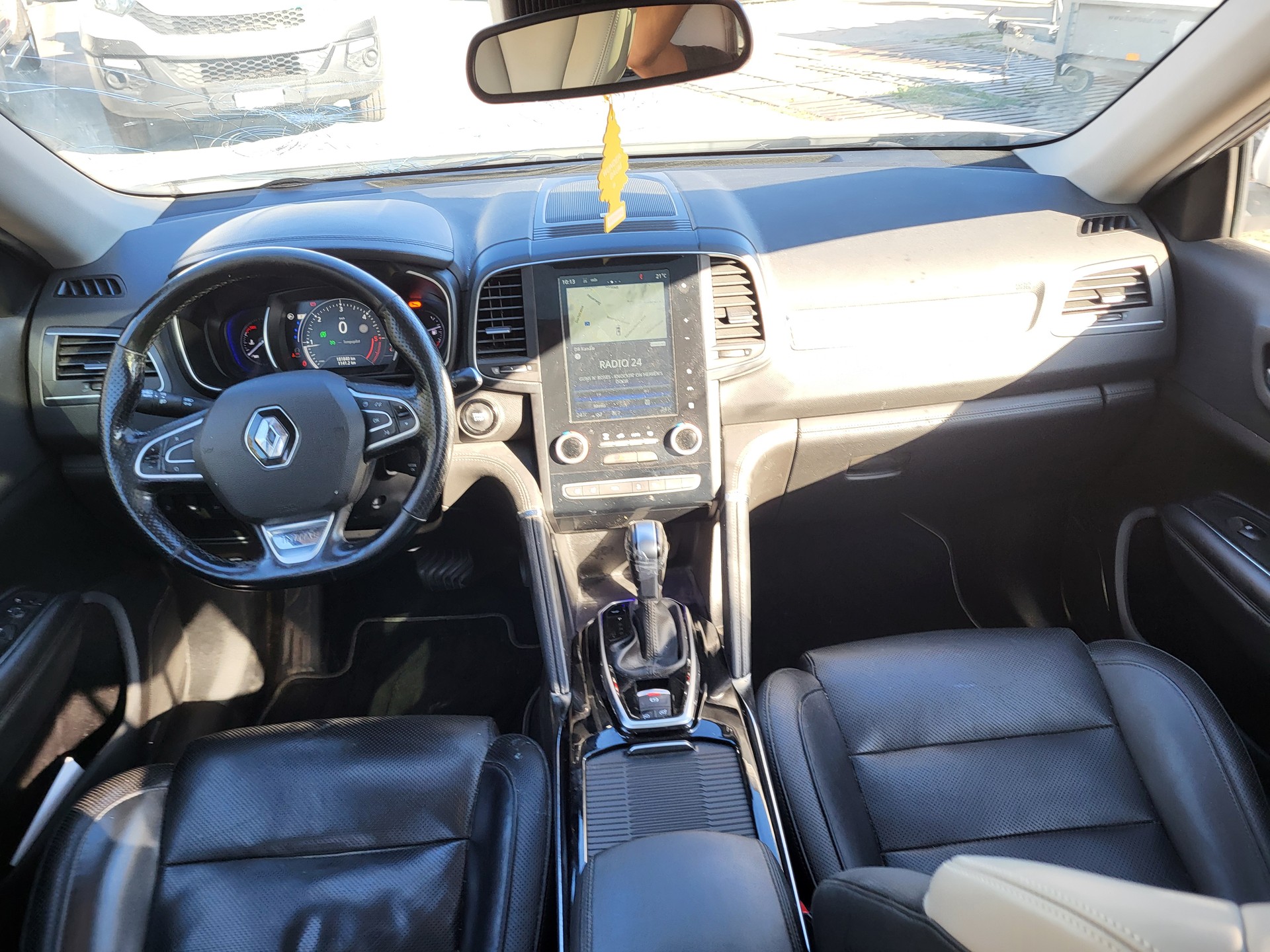RENAULT Koleos 2.0 dCi Initiale Paris 4x4 Xtronic CVT-image-12