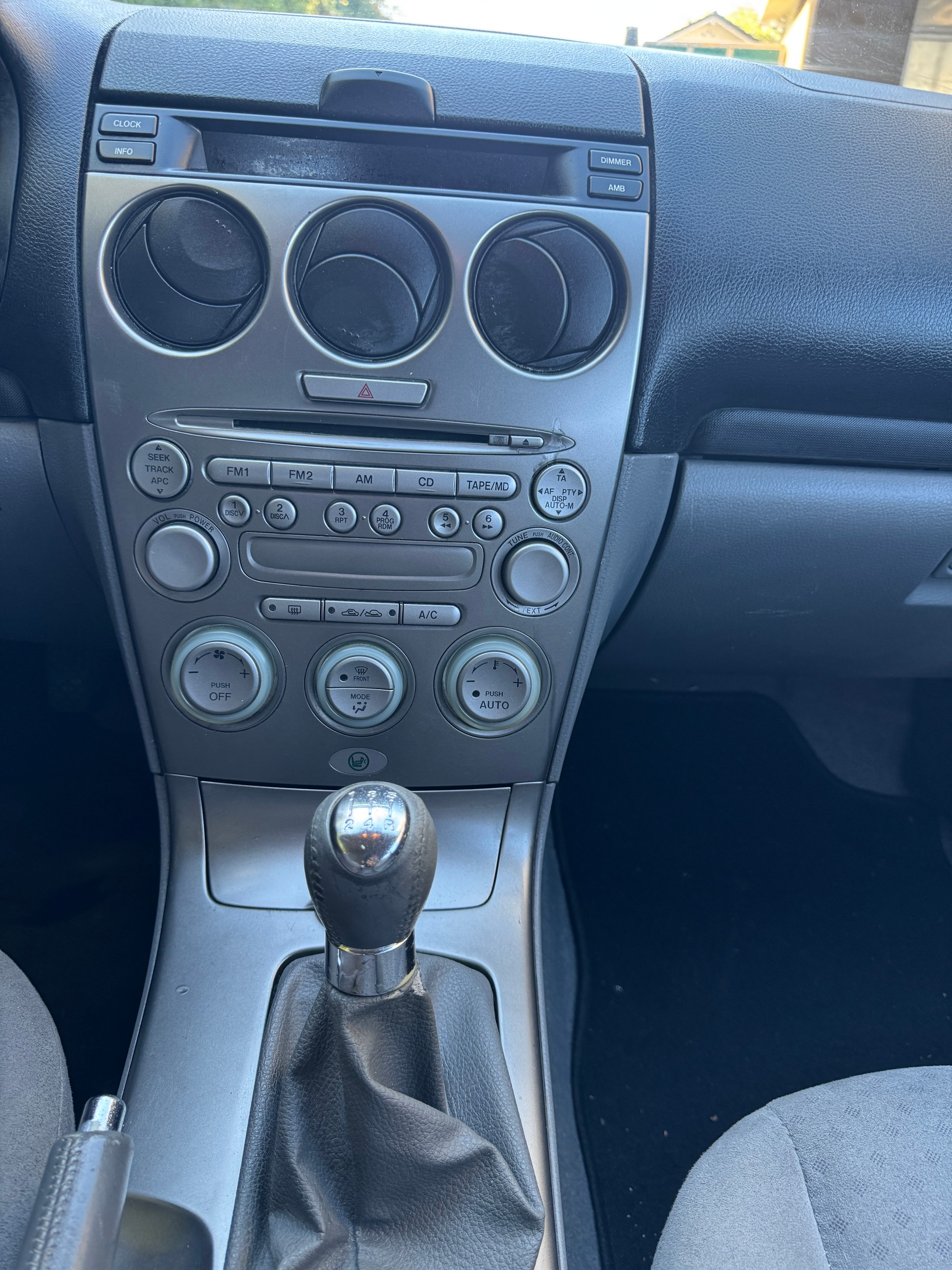 MAZDA 6 2.0 16V Exclusive-image-12