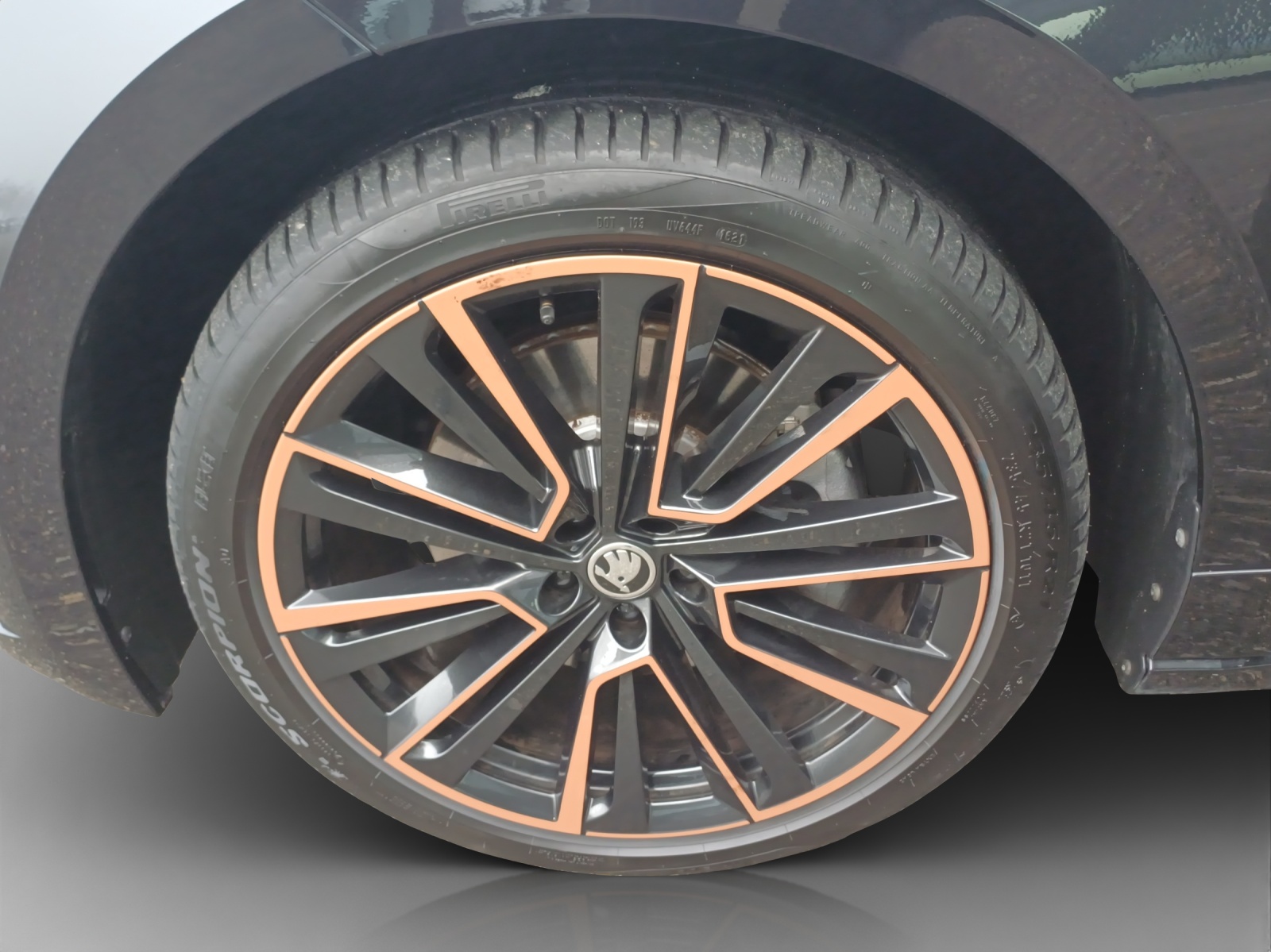 SKODA Enyaq iV 80x Founders Edition-image-15