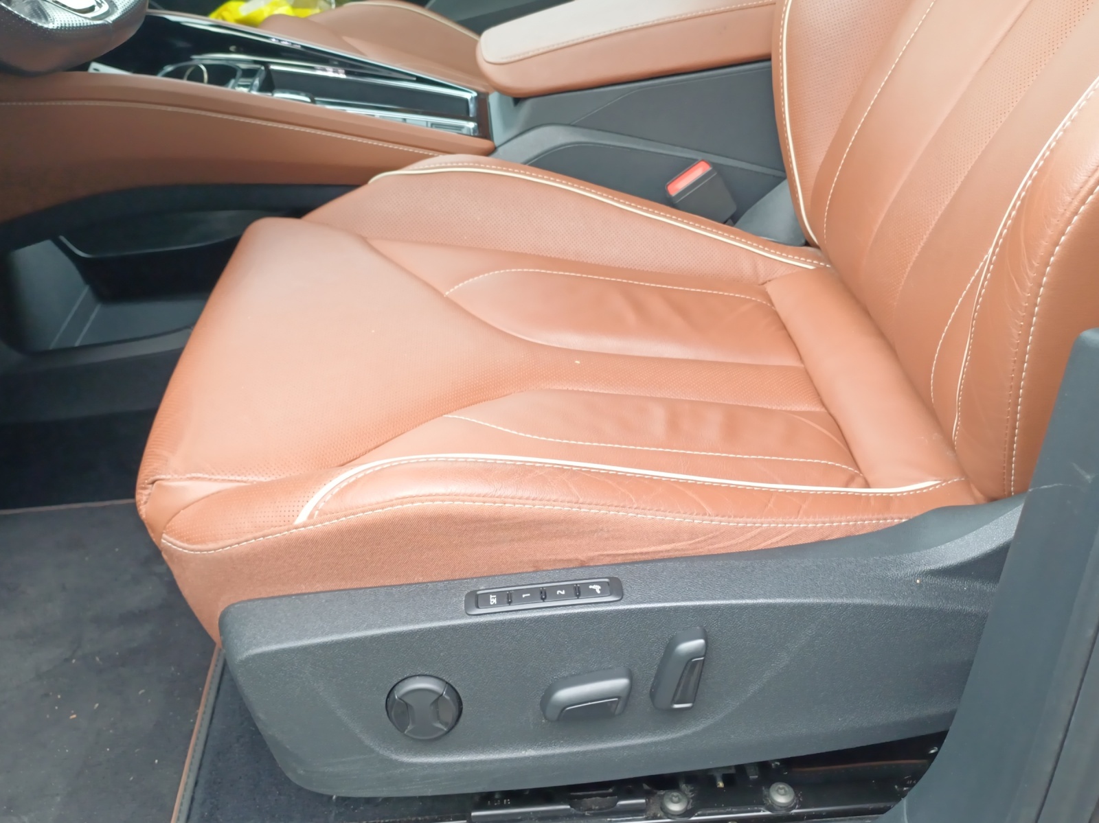 SKODA Enyaq iV 80x Founders Edition-image-16