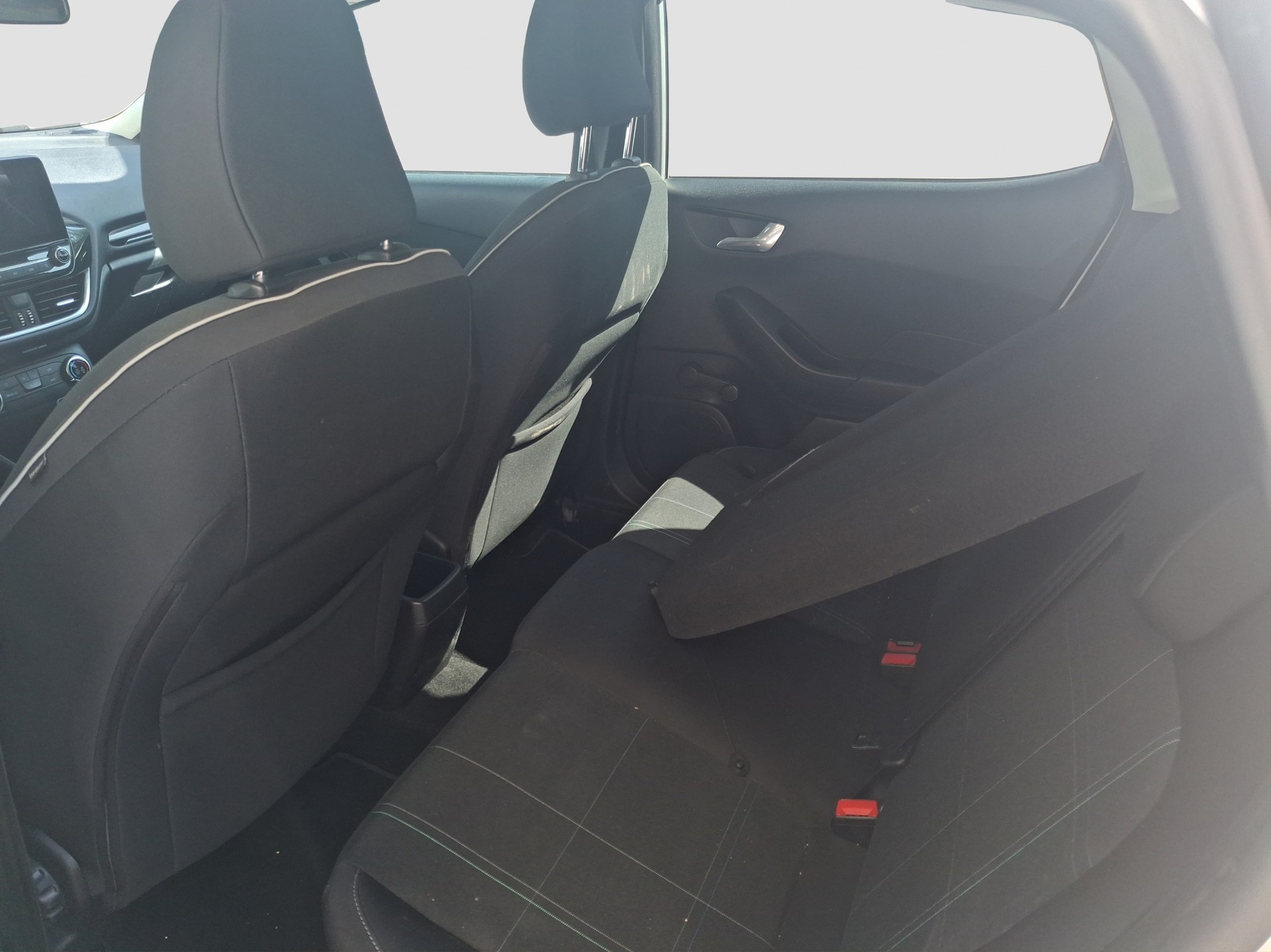FORD Fiesta 1.1 SCTi Business-image-6