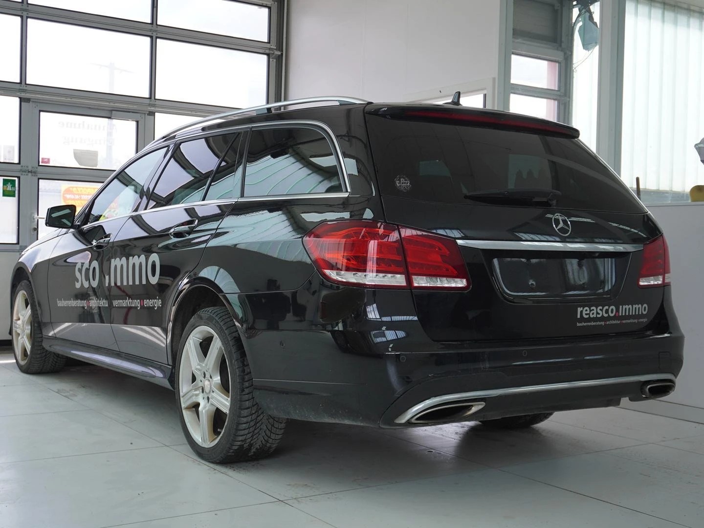 MERCEDES-BENZ E 500 Avantgarde 4Matic 7G-Tronic-image-1