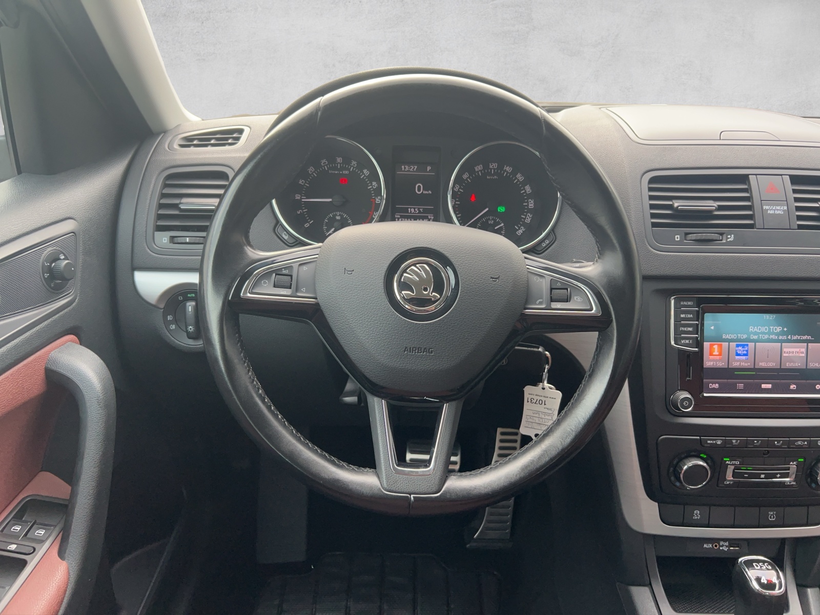 SKODA Yeti 2.0 TDI Ambition 4x4 DSG-image-15