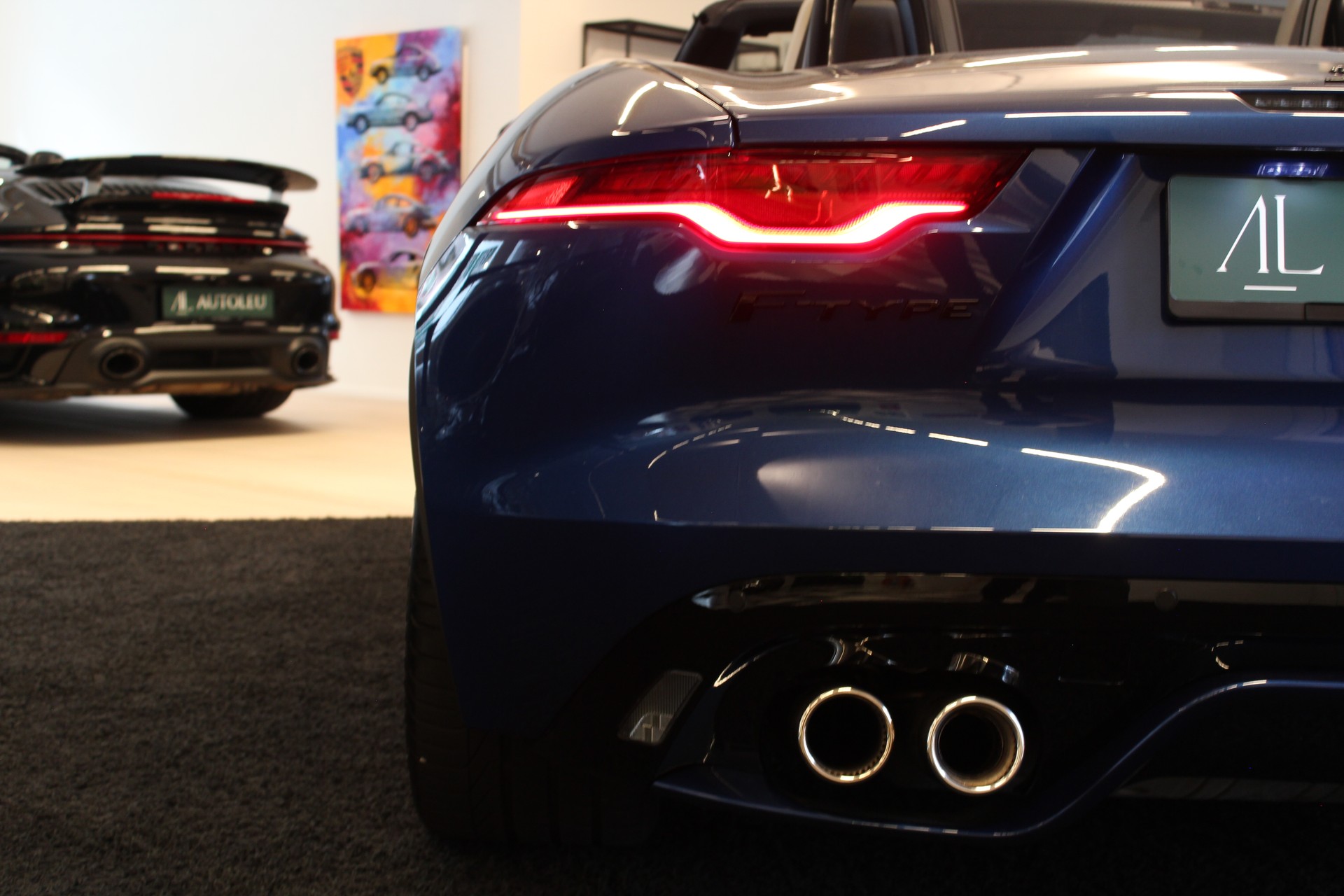 JAGUAR F-Type Convrtible 5.0 V8 R-Dynamic AWD Automatik-image-11