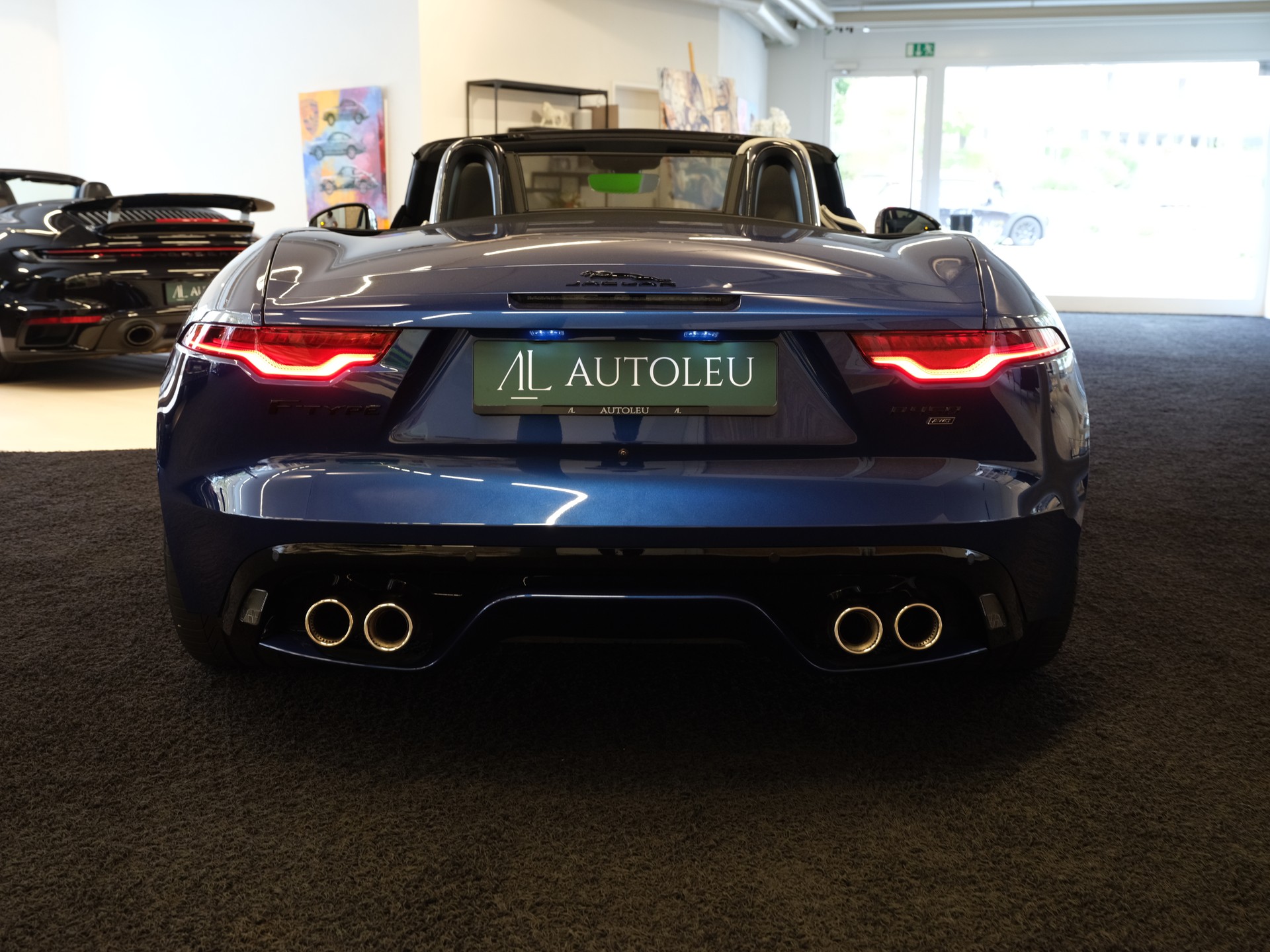 JAGUAR F-Type Convrtible 5.0 V8 R-Dynamic AWD Automatik-image-6