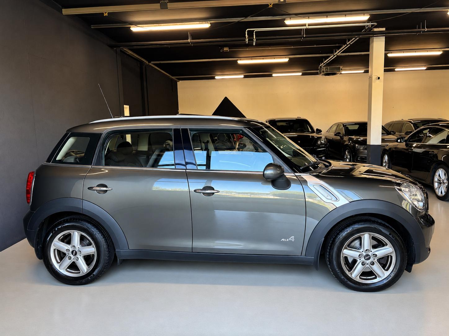 MINI Countryman Cooper ALL4 Steptronic-image-10