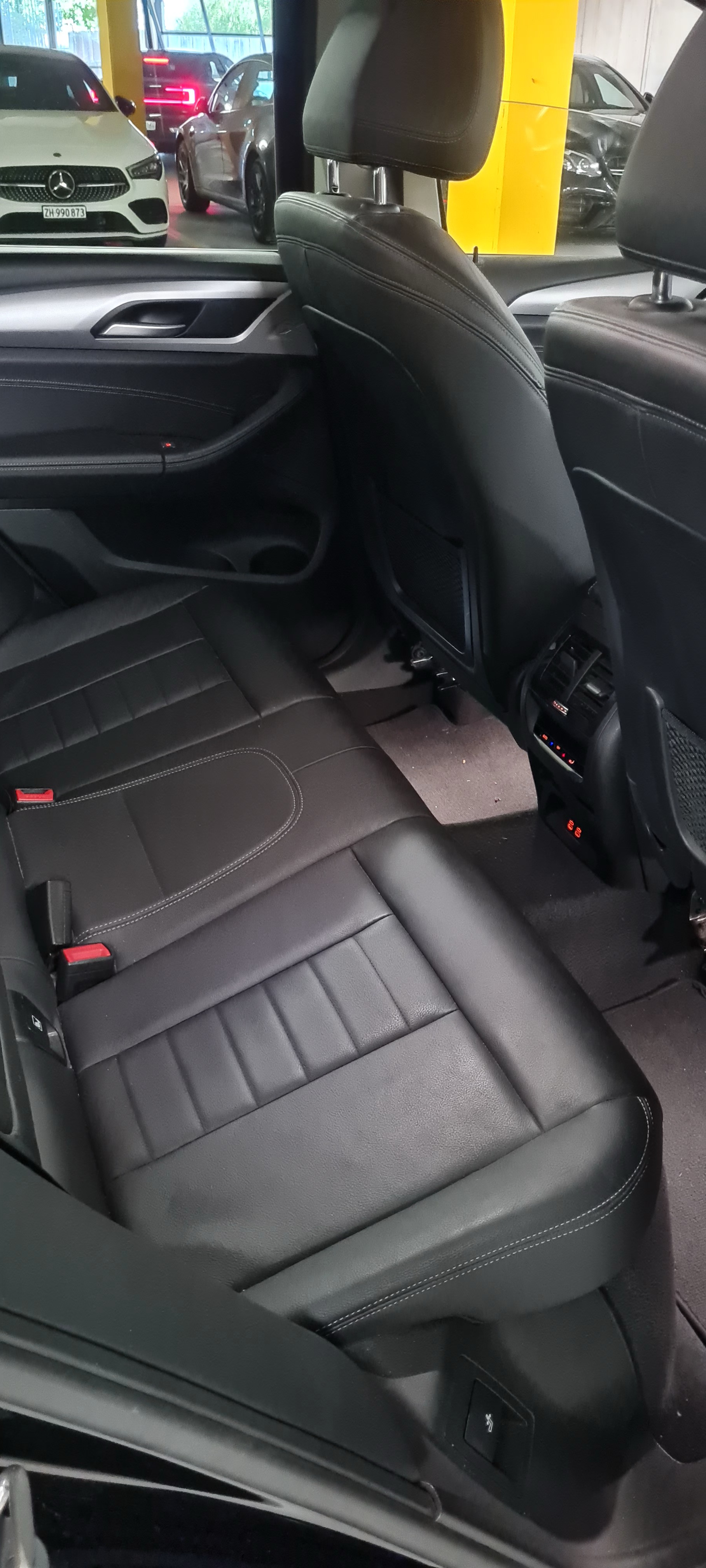 BMW 20d xDrive-image-4