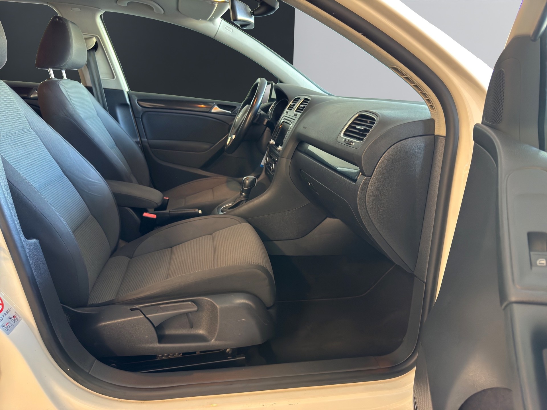 VW Golf 1.4 TSI Team DSG-image-22