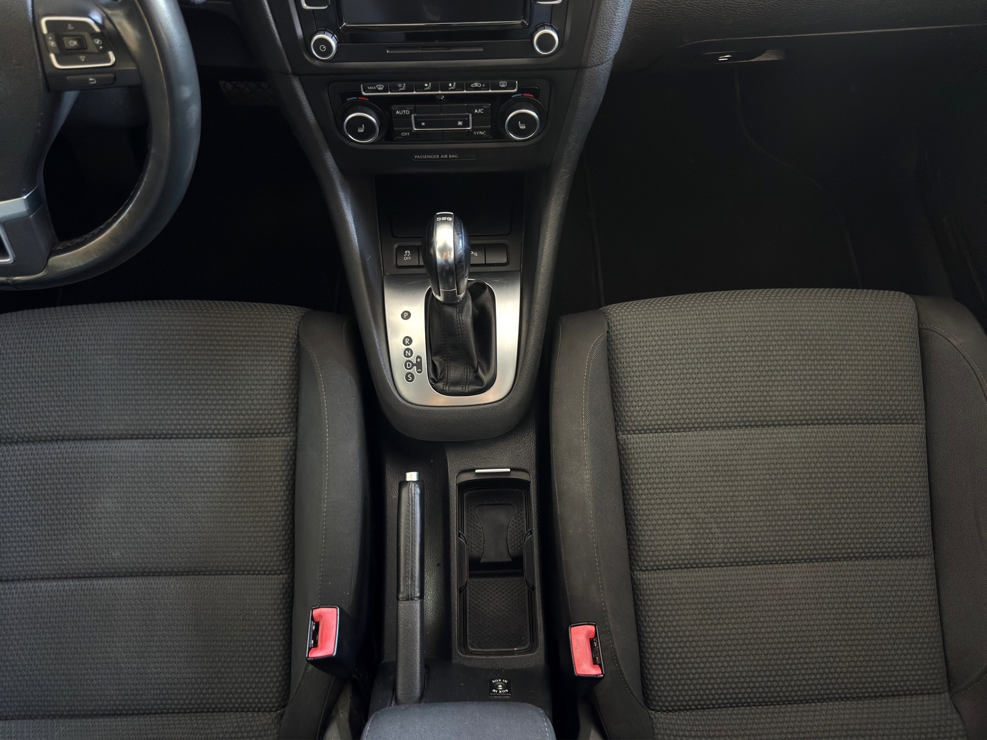 VW Golf 1.4 TSI Team DSG-image-13