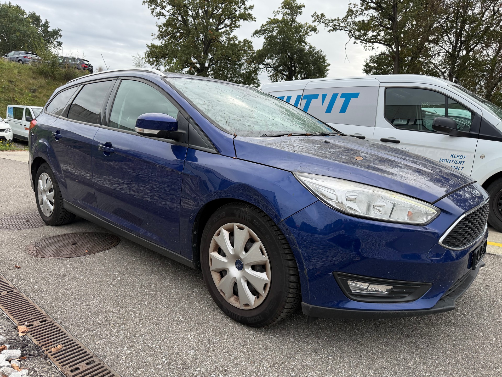 FORD Focus 1.0 SCTi Black Edition-image-1