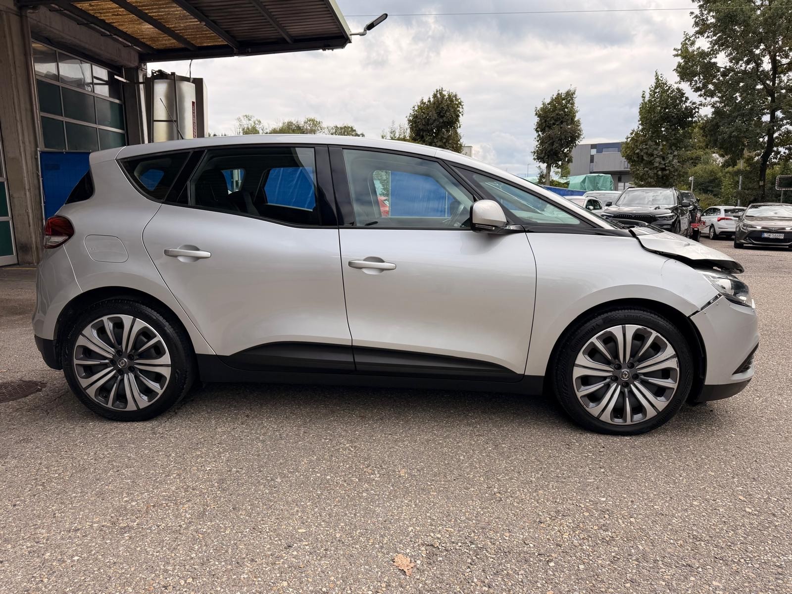 RENAULT Scénic 1.3 16V Turbo Life-image-4