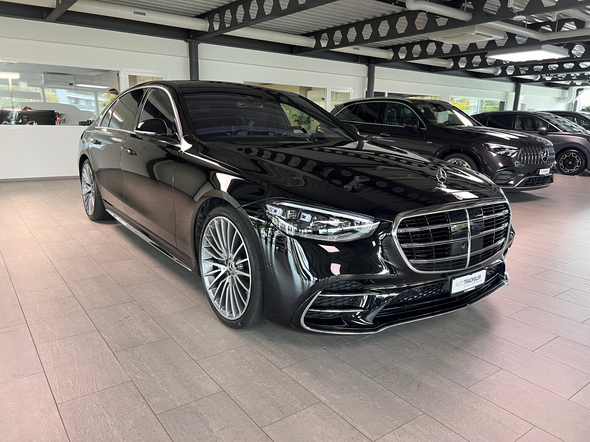 MERCEDES-BENZ S 500 L 4Matic Business Class 9G-Tronic-image-2