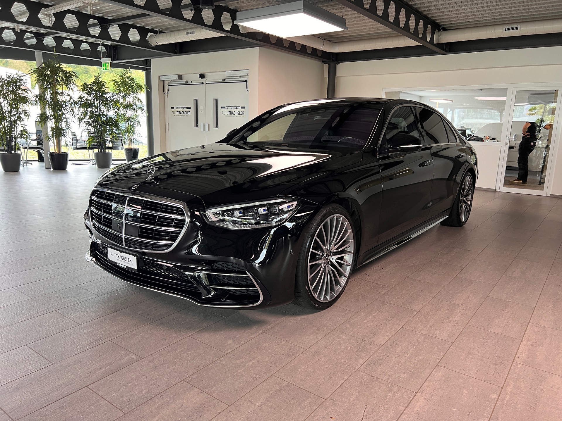 MERCEDES-BENZ S 500 L 4Matic Business Class 9G-Tronic-image-3