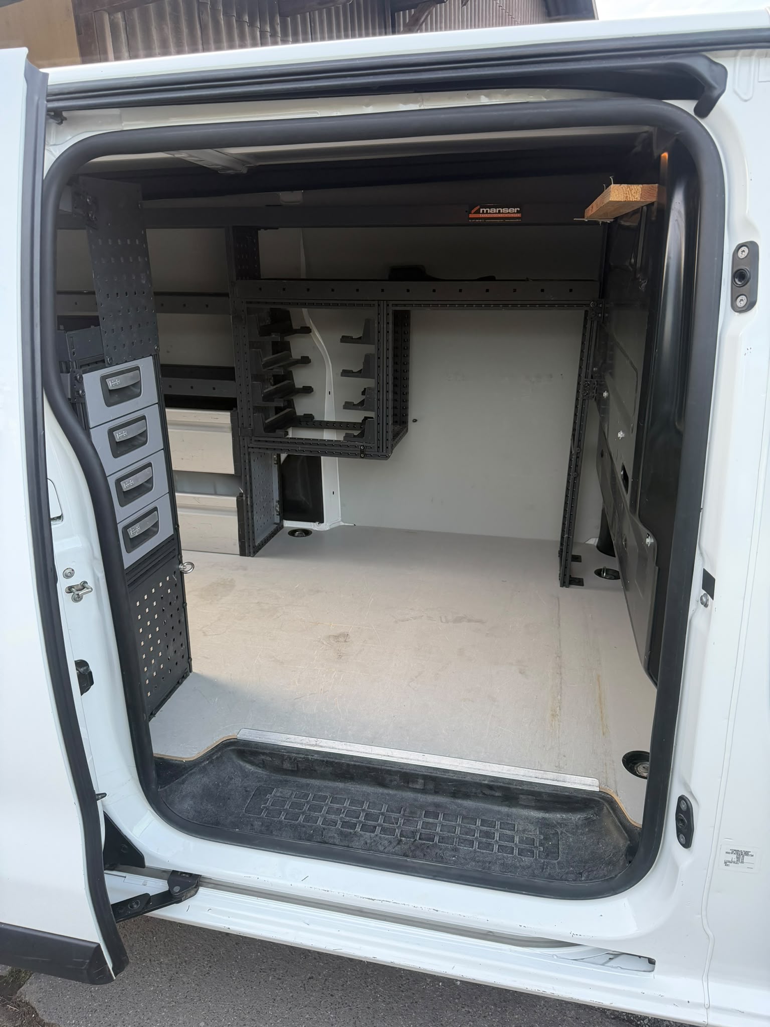 OPEL VIVARO-image-10