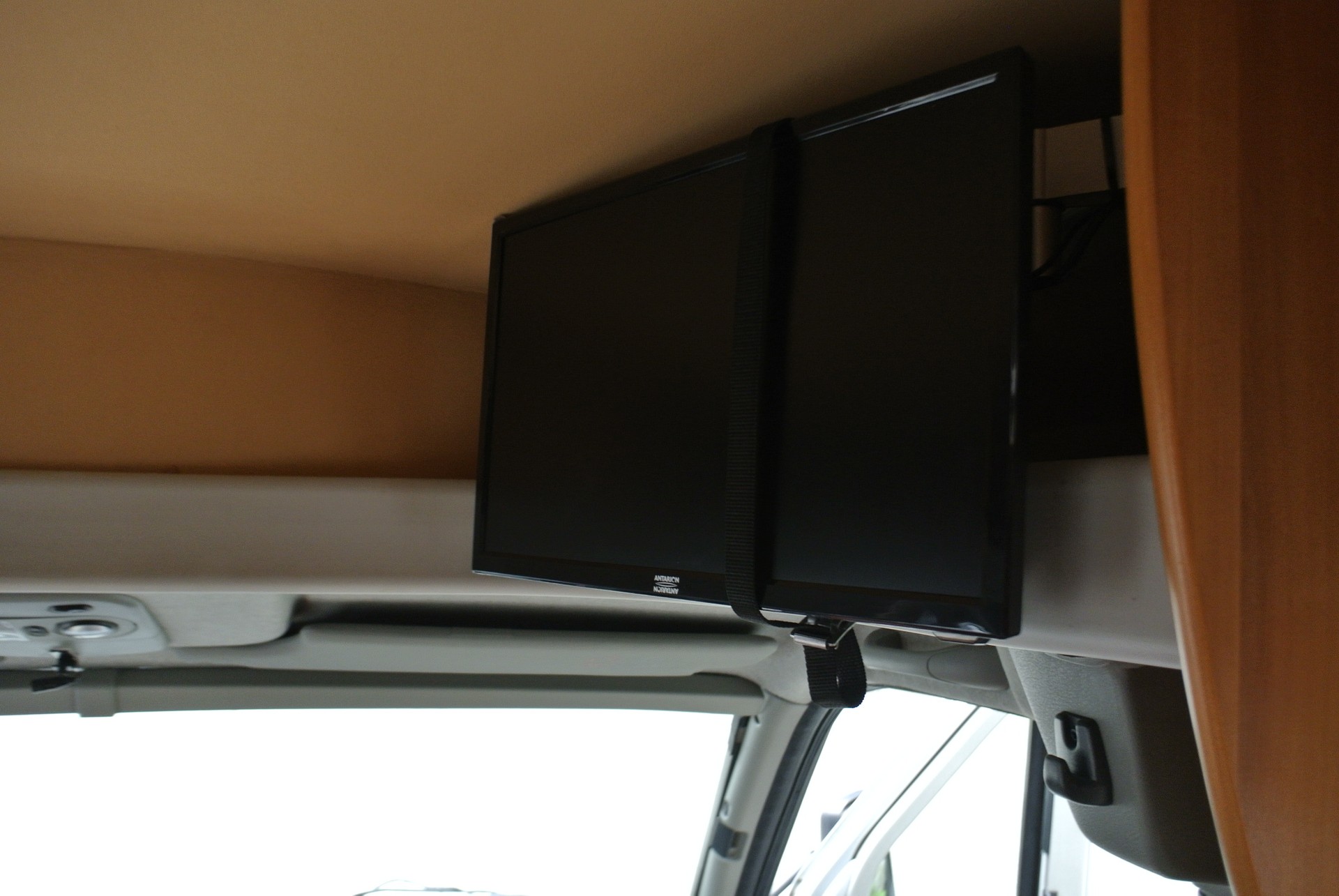 RENAULT Hymer TR 514 GT-image-28