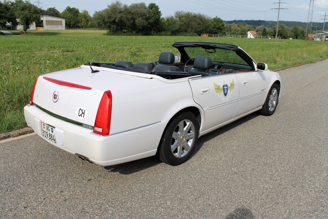 CADILLAC DTS 4-türiges Cabriolet (sehr selten!)-image-9