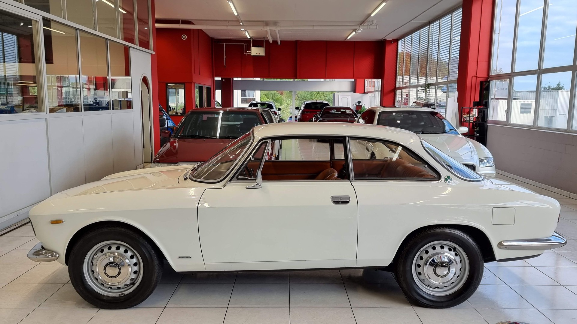 ALFA ROMEO GT 1600 Veloce-image-2