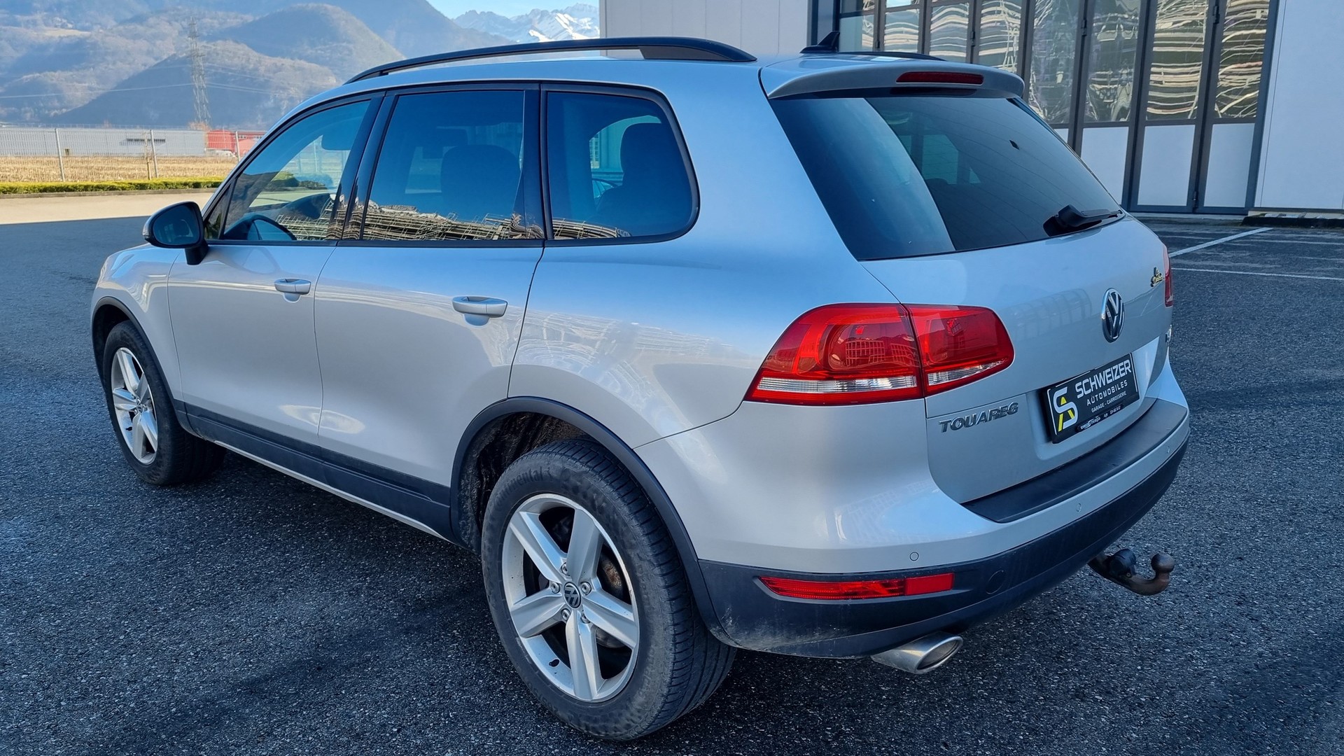 VW Touareg 3.0 TDI BlueMotion Technology Tiptronic-image-4