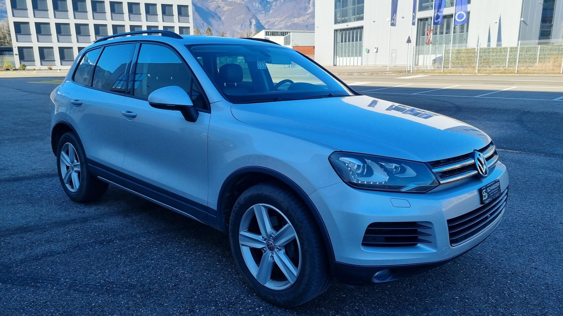 VW Touareg 3.0 TDI BlueMotion Technology Tiptronic-image-1