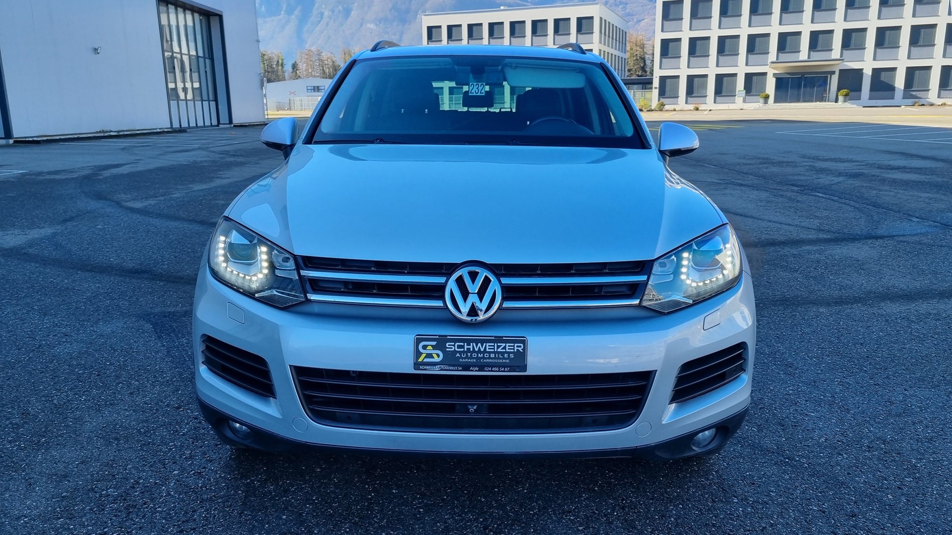 VW Touareg 3.0 TDI BlueMotion Technology Tiptronic-image-2