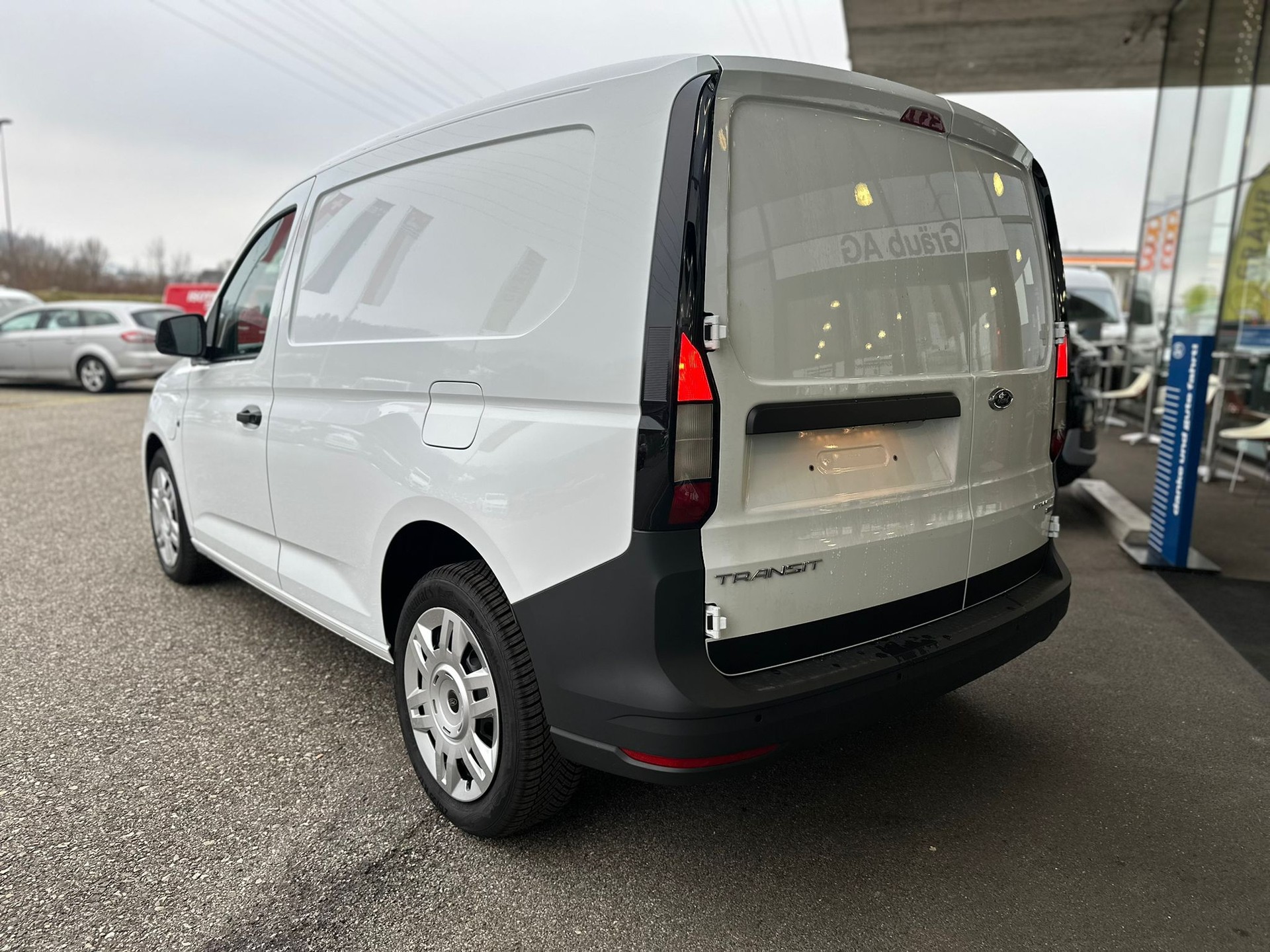FORD Transit Connect Kasten 1.5 EcoBoost PHEV Trend 0.99% Leasing-image-5