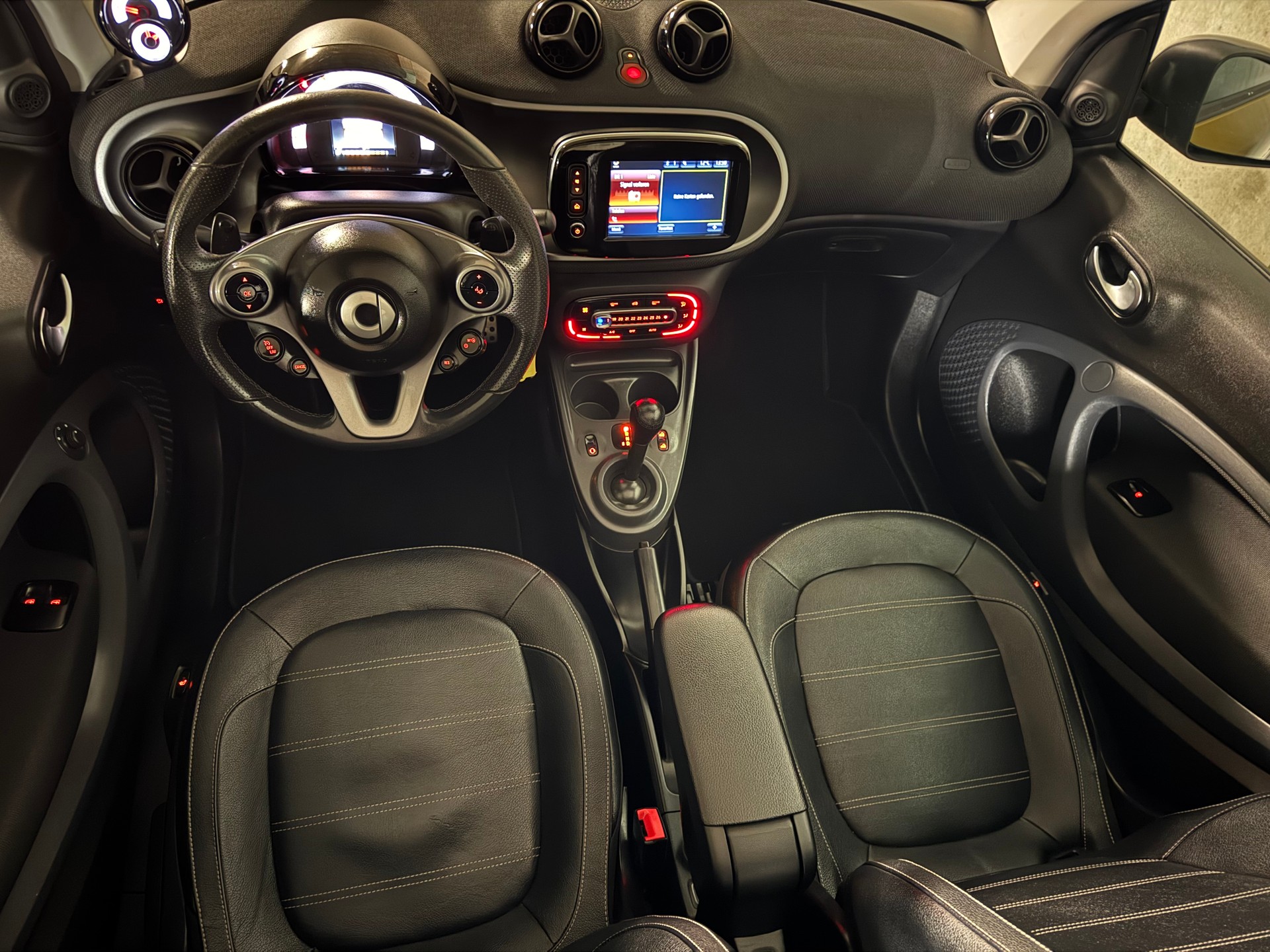 SMART Cabrio fortwo prime twinmatic 90 Ps Sport-image-25