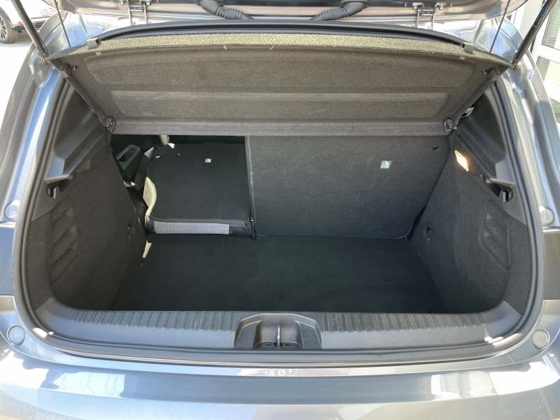 RENAULT Clio 1.6 E-Tech techno-image-12