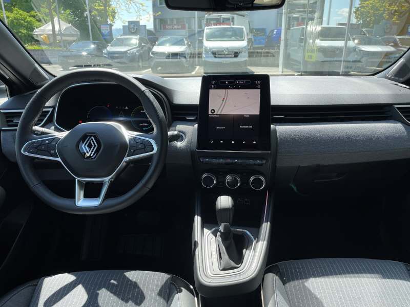 RENAULT Clio 1.6 E-Tech techno-image-6